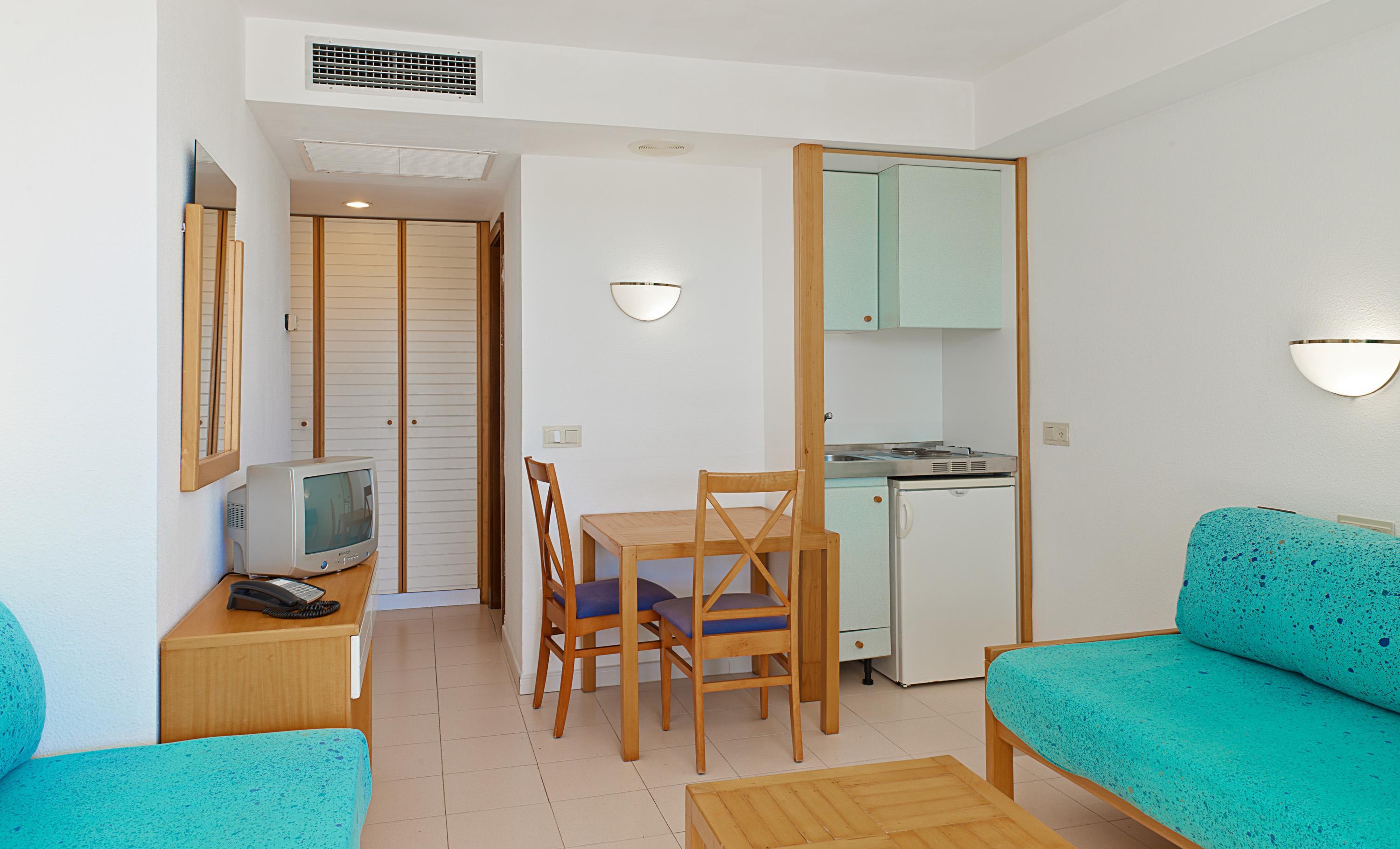 Готель O7 Club Cala Ratajda Кала-Ратхада Екстер'єр фото