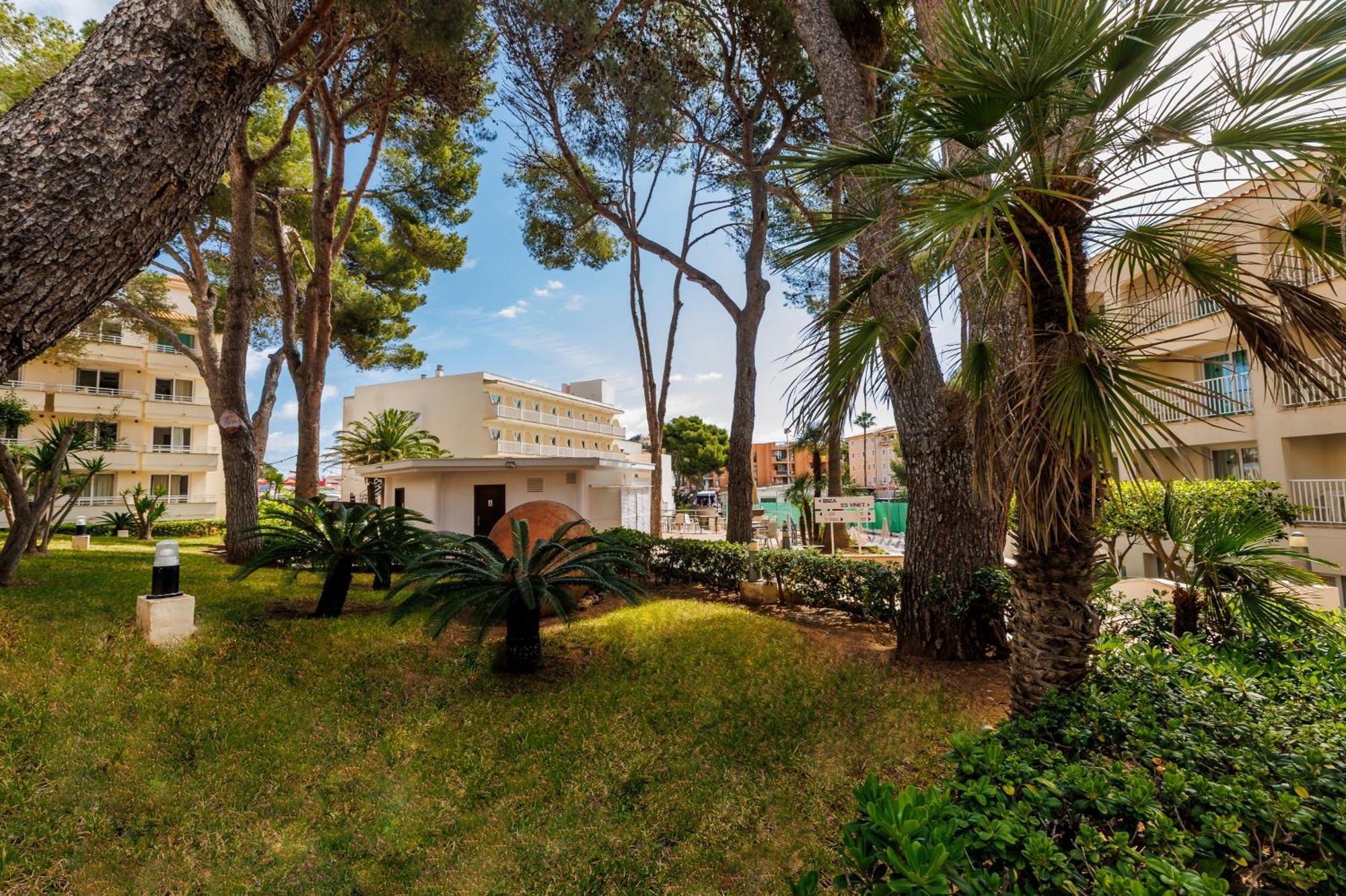 Готель O7 Club Cala Ratajda Кала-Ратхада Екстер'єр фото